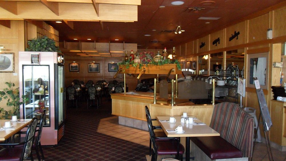 Tamarack Motor Inn Rocky Mountain House Exterior photo